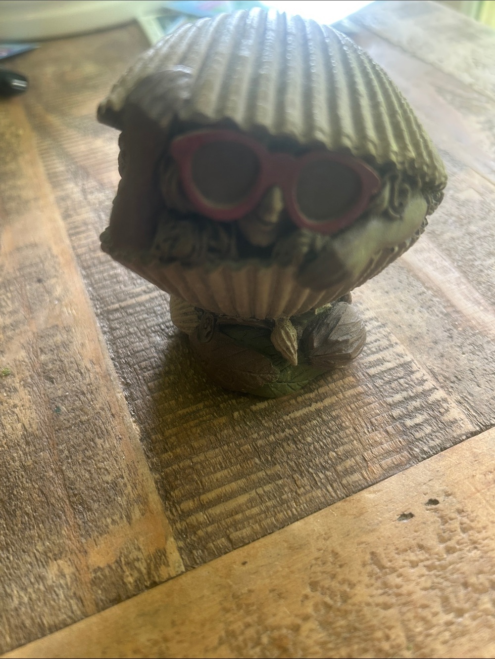 Tom Clark Gnome COCO 1989 Edition #59 Cairn Studios Beach Shell